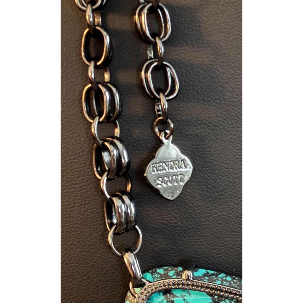 Kendra Scott Harlow Statement Necklace in Variegated Teal Magnesite & Gunmetal - Picture 3 of 3